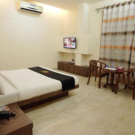 Hotel Kushala Executive Inn Thane Eksteriør billede